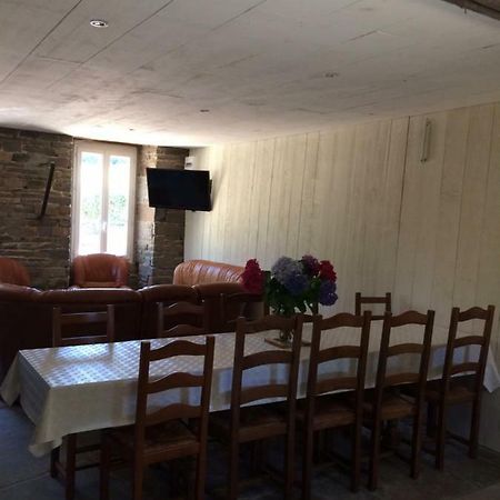 Les Roulottes De L'Airou Hotel Beauchamps  Buitenkant foto